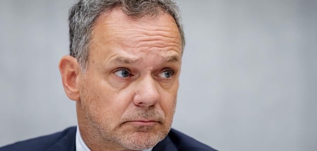 Der niederländische Außenminister Caspar Veldkamp wollte den Druck auf Israel erhöhen