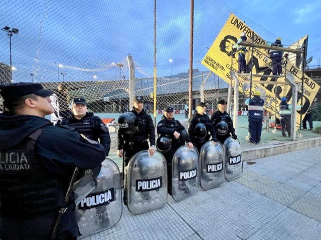 La Ciudad desalojó un predio que usaba la agrupación de Raúl Castells.