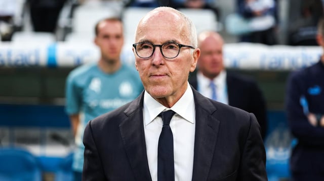 McCourt conforte son staff après l’affaire Rabiot.