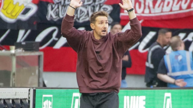 Nürnberg verliert erneut und Trainer Klose steht wegen des Horrorstarts unter Druck.