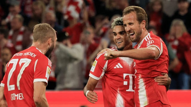 Jubel bei Konrad Laimer, Luis Diaz und Harry Kane