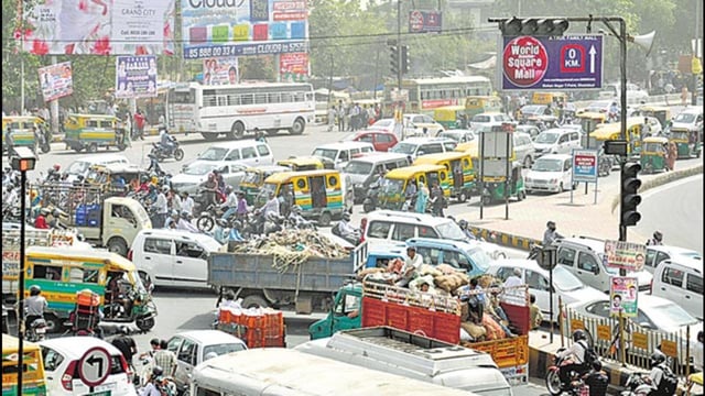 These changes were affected by amending the Central Motor Vehicles Rules, 1989 and a draft notification was issued in February for the same proposing these changes. (HT PHOTO)