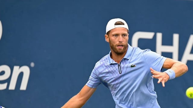 Federico Gómez vencío a Hugo Grenier por 6-7 (5), 7-6 (5) y 6-2 en un partido bravísimo