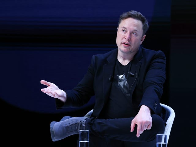 After Tesla signed a semiconductor deal with Samsung, Elon Musk wrote that he would "walk the line personally to accelerate the pace of progress."