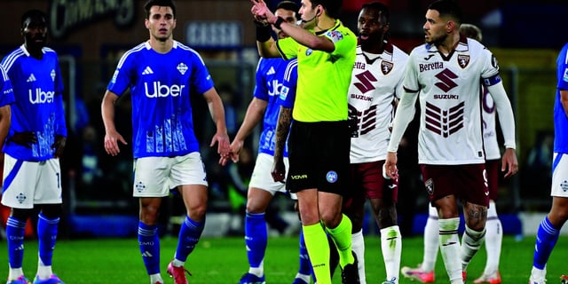 Arbitri tra novità e spiegazioni: tante nuove regole varate per il 2025/2026 
 