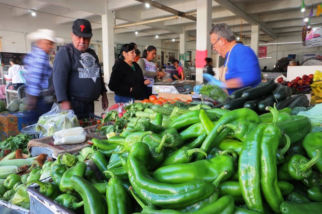 La inflación se mantuvo moderada en la primera quincena de agosto, reportó el Inegi, por debajo de lo anticipado por especialistas. FOTO: BANCO DIGITAL