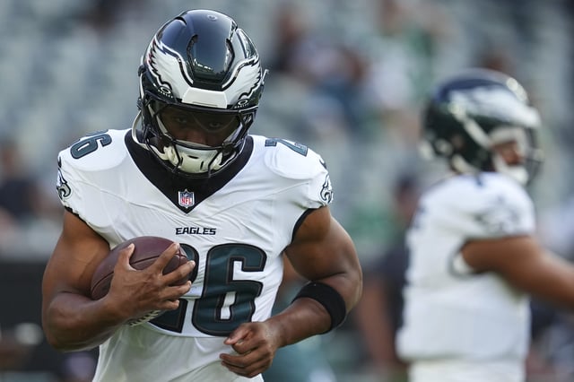 Saquon Barkley #26 of the Philadelphia Eagles warms up prior to the NFL Preseason 2025 game against the Cincinnati Bengals at Lincoln Financial Field on August 7, 2025 in Philadelphia, Pennsylvania. The Eagles defeated the Bengals 34-27.