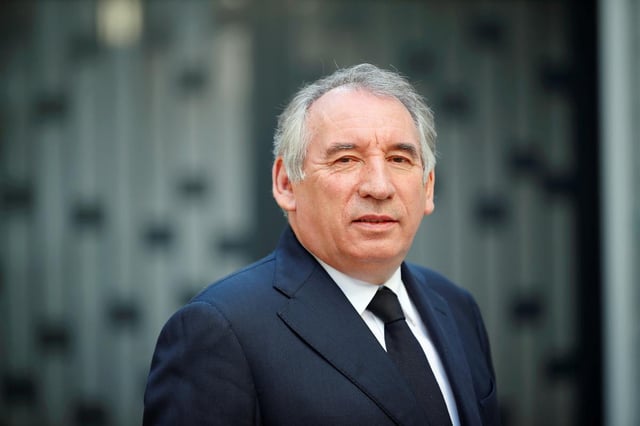 François Bayrou est resté à Paris cet été comme signe d’une «main tendue aux Français».