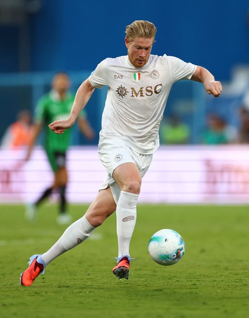 Soccer Football - Serie A - U.S. Sassuolo v Napoli - Mapei Stadium - Citta del Tricolore, Reggio Emilia, Italy - August 23, 2025  Napoli's Kevin De Bruyne in action REUTERS/Ciro De Luca