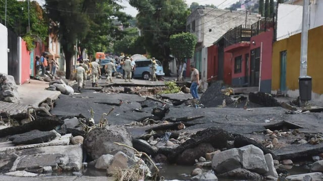Alcalde Felipe Macías reportó afectaciones en las delegaciones Epigmenio González, Carrillo Puerto y Félix Osores Sotomayor