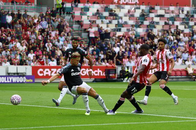 Soccer Football - Premier League - Brentford v Aston Villa - GTech Community Stadium, London, Britain - August 23, 2025 Brentford's Dango Ouattara scores their first goal REUTERS/Matthew Childs