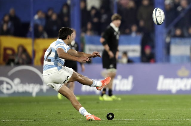 Rugby Union - Rugby Championship - Argentina v New Zealand - Jose Amalfitani Stadium, Buenos Aires, Argentina - August 23, 2025 Argentina's Santiago Carreras scores a conversion REUTERS/Pedro Lazaro Fernandez
