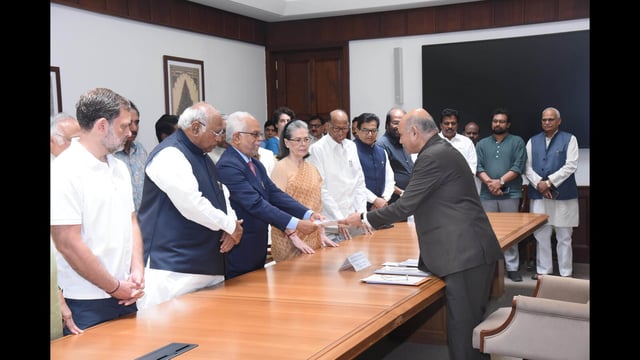 Opposition candidate, former Supreme Court judge B Sudershan Reddy, files his nomination for the Vice President election in the presence of Congress President Mallikarjun Kharge, Congress Parliamentary Party chairperson Sonia Gandhi, NCP(SP) chief Sharad Pawar, Lok Sabha LoP and Congress MP Rahul Gandhi and other INDIA bloc leaders on August 21. (HT Photo)