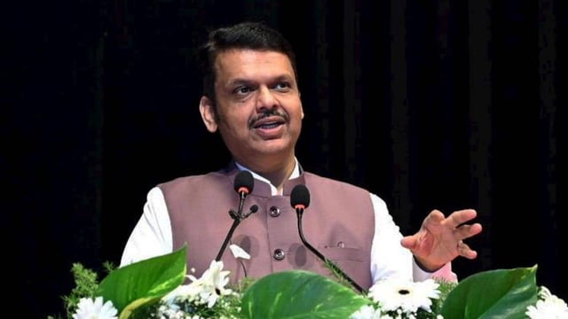 According to officials, Devendra Fadnavis was particularly upset about the delay in the execution of schemes under AMRUT 2.0 (Atal Mission for Rejuvenation and Urban Transformation) run by UDD-2. 