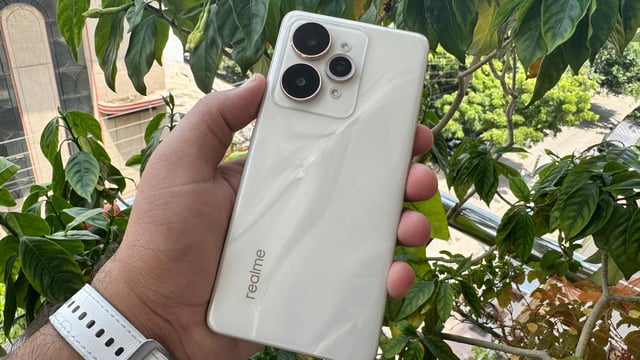 I used the Realme 15 Pro for a few weeks and here's what I think of it.