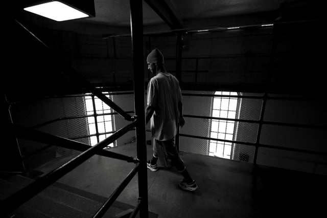 Ersatzfreiheitsstrafen belasten die ohnehin vollen Gefängnisse in Deutschland weiter.