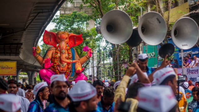 Ganesh Chaturthi 2025: Major BEST Bus Diversions in Mumbai Due to Lalbaugcha Raja Procession