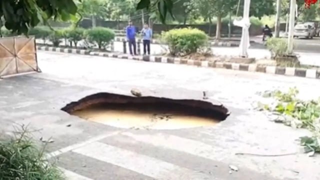 Road Delhi