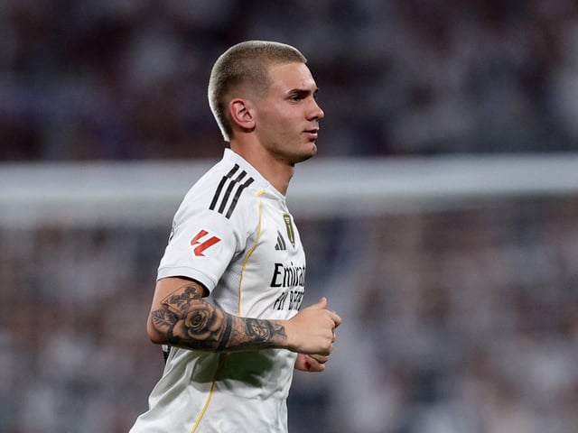 Soccer Football - LaLiga - Real Madrid v Osasuna - Santiago Bernabeu, Madrid, Spain - August 19, 2025
Real Madrid's Franco Mastantuono REUTERS/Violeta Santos Moura