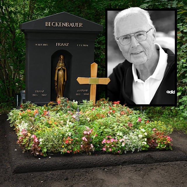 Das Grab von Franz Beckenbauer (†78) ist für Fußballfans eine Pilgerstätte auf dem Münc...