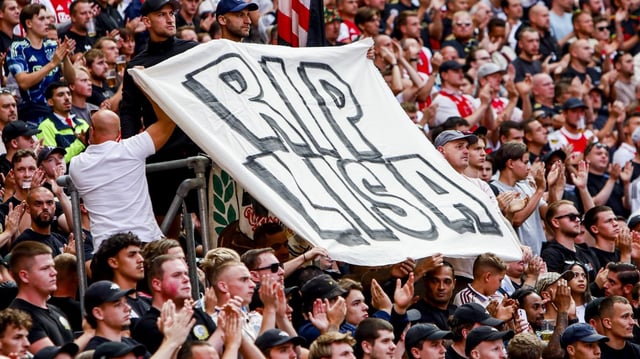 Football fans at the Johan Cruijff Arena in Amsterdam on Sunday applauded Lisa, who was a supporter of the club. Her body was found not far from the stadium