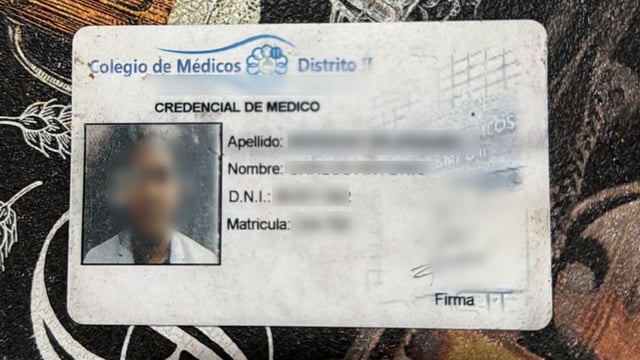 La Policía de la Ciudad de Buenos Aires desmanteló una red de atención médica ilegal tras la muerte de una mujer víctima de mala praxis.