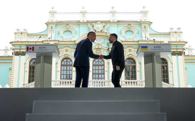Prime Minister Mark Carney and Ukrainian President Volodymyr Zelenskyy take part in a joint press conference at Mariinskyi Palace in Kyiv, Ukraine on Sunday, Aug. 24, 2025. THE CANADIAN PRESS/Sean Kilpatrick