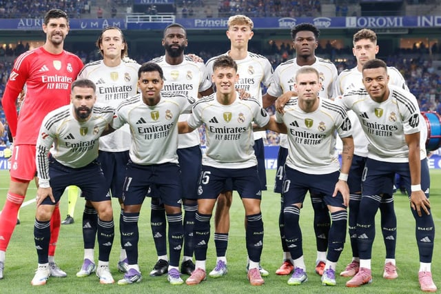 Franco Mastantuono hizo su primera aparición como titular en el Real Madrid en la victoria por 3-0 ante Real Oviedo. (Prensa Real Madrid)