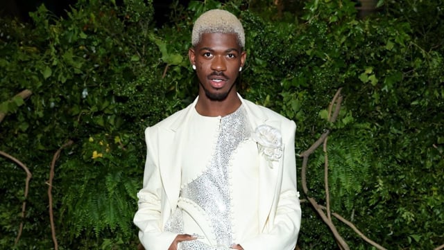 Lil Nas X permanecerá en la cárcel tras ser arrestado y hospitalizado en Los Ángeles / Cuenta de X: @HugoGloss