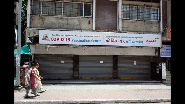 The case involves Bapu Komkar (49), who underwent a liver transplant surgery at Sahyadri’s Deccan branch on August 15. His wife Kamini Komkar (46) was the live donor. (HT)