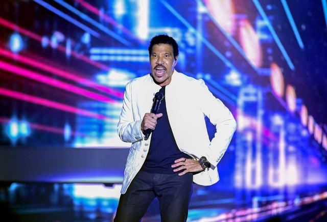 BELFAST, NORTHERN IRELAND - MAY 31: Lionel Richie performs on stage during the opening night of his 'Say Hello To The Hits' UK & European Tour, at The SSE Arena Belfast on May 31, 2025 in Belfast, Northern Ireland. (Photo by Gareth Cattermole/Getty Images for Lionel Richie)