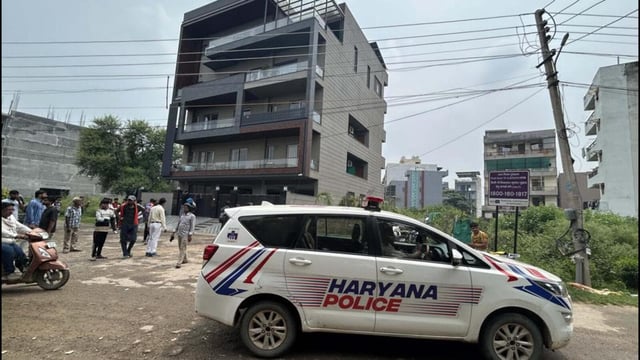 After the firing, a purported post on Instagram surfaced in which the Bhau gang took responsibility for the attack. (In photo: Elvish Yadav’s residence in Sector 57’s Gurugram. (Parveen Kumar/HT Photo)