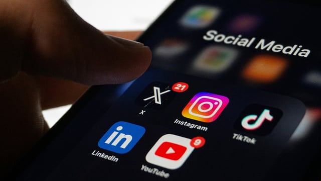 Spend hours scrolling social media? This might be the perfect job for you