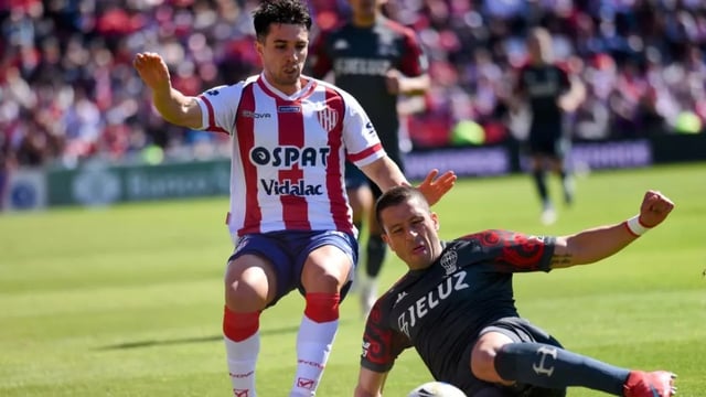 Un duelo caliente por el flojo arbitraje.