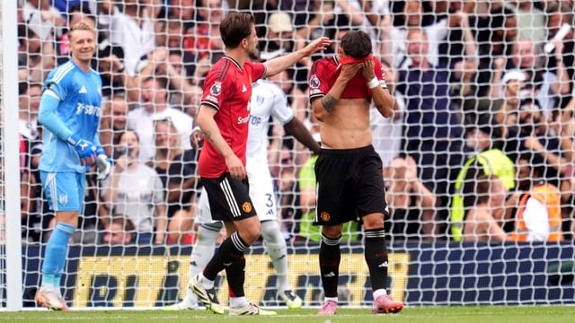 Manchester United's Bruno Fernandes reacts after missing a penalty.