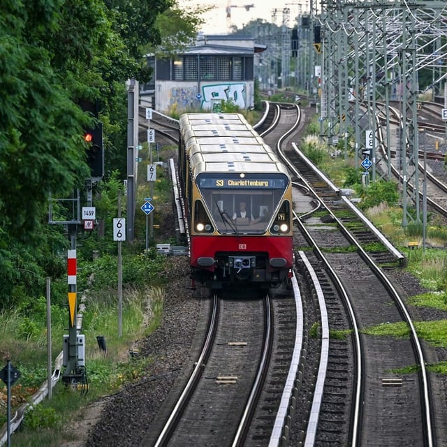 Die S-Bahn ist auf mehreren linien eingeschränkt.