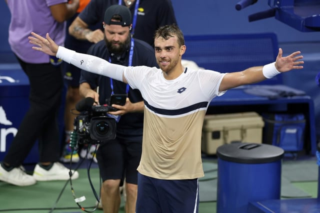 Le Français Benjamin Bonzi, tombeur du Russe Daniil Medvedev au 1er tour de l'US Open, le 24 août 2025 à New York
