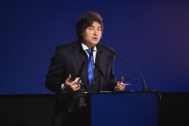 El presidente Javier Milei en al Bolsa de Valores de Rosario
