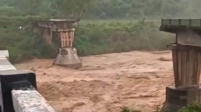 Due to heavy rainfall in Jammu & Kashmir and Himachal Pradesh since Saturday night, the situation in villages situated along the Indo-Pak border in Pathankot district has become critical.