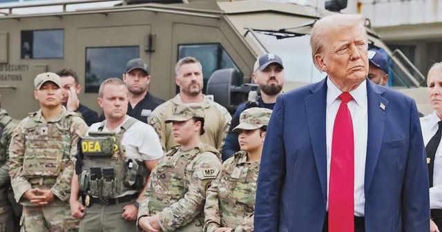 EL DATO: Los elementos de la Guardia Nacional asignados a Washington comenzaron a portar armas anoche. Sólo están autorizados a usar la fuerza como último recurso y en respuesta a una amenaza de muerte o lesiones. Foto: AFP