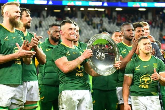 CAPE TOWN, SOUTH AFRICA - AUGUST 23: Jesse Kriel (Captain) of South Africa lifts the trophy during the Castle Lager Rugby Championship match between South Africa and Australia at DHL Stadium on August 23, 2025 in Cape Town, South Africa. (Photo by Grant Pitcher/Gallo Images/Getty Images)