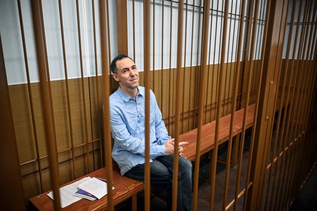 Laurent Vinatier, chercheur français accusé d’avoir recueilli des informations militaires russes sans s’être enregistré en tant qu’« agent étranger », au tribunal du district de Zamoskvoretsky à Moscou, le 14 octobre 2024.