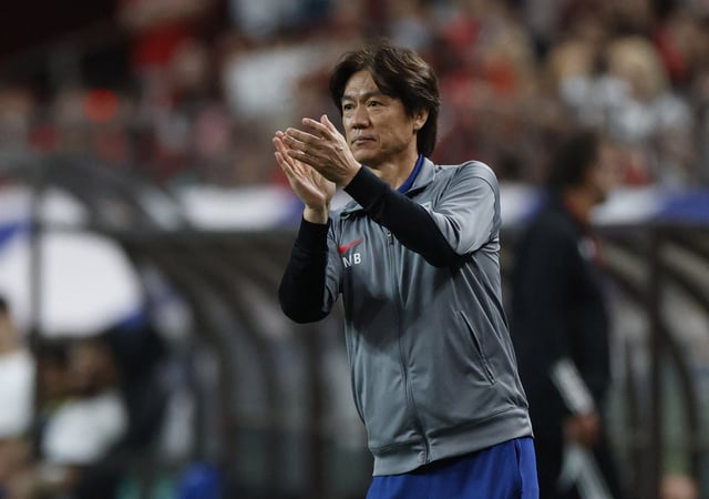 Soccer Football - World Cup - AFC Qualifiers - Group B - South Korea v Kuwait - Seoul World Cup Stadium, Seoul, South Korea - June 10, 2025 South Korea coach Myung Bo Hong during the match REUTERS/Kim Soo-Hyeon/File Photo