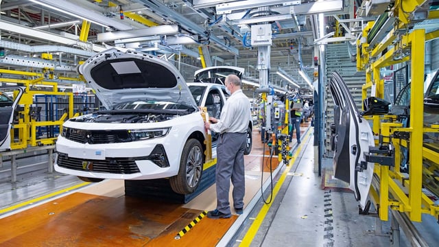 Rüsselsheim – Weiter Auspuff statt Akku! Opel war einer der striktesten Nur-Elektroauto...
