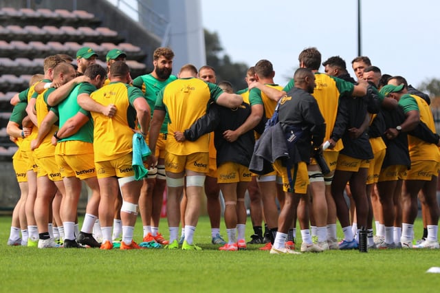 CAPE TOWN, SOUTH AFRICA - AUGUST 22: Springbok team huddle during the South African national men's rugby team captain's run at Athlone Stadium on August 22, 2025 in Cape Town, South Africa. (Photo by Floris van Schouwenburg/Gallo Images)