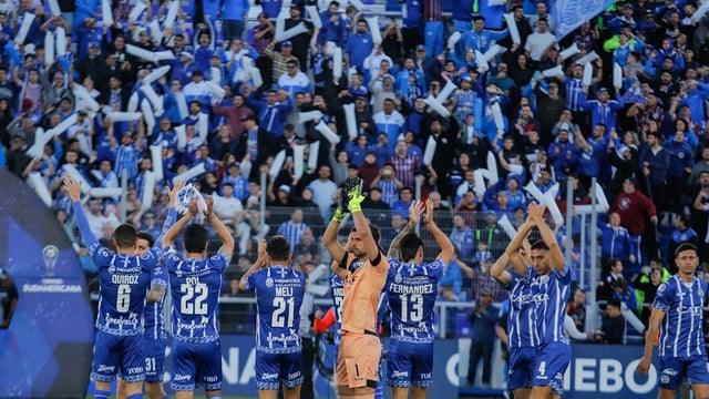 Godoy Cruz se presenta ante Vélez, en el Gambarte, por el Torneo Clausura.