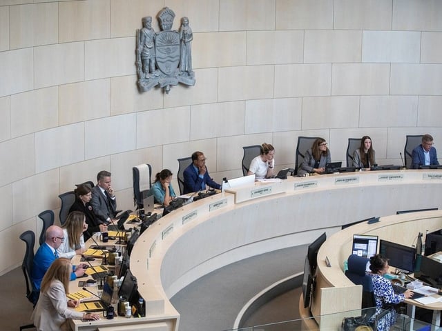  Edmonton City Council meets at City Hall, Tuesday August. 19, 2025.