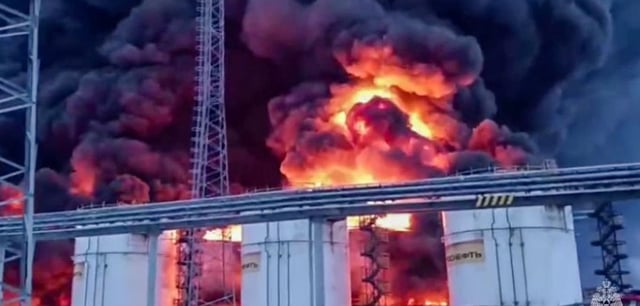 Die Ukraine greift gezielt Raffinerien in Russland an