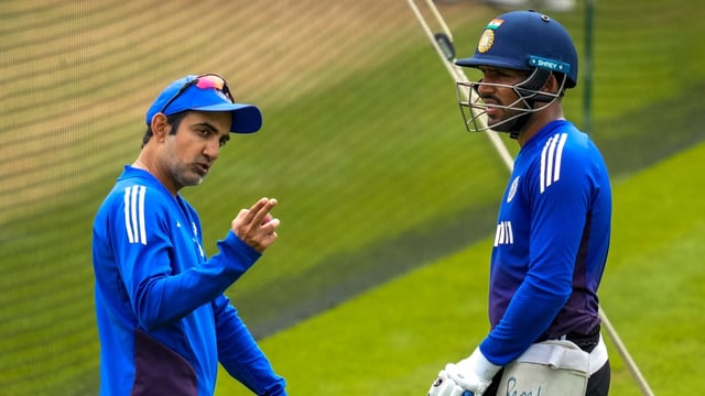 London: India's coach Gautam Gambhir and Dhruv Jurel during a training session ahead of the fifth Test cricket match between India and England, in London, Tuesday, July 29, 2025. (PTI Photo/R Senthilkumar)
(PTI07_29_2025_000308A)
