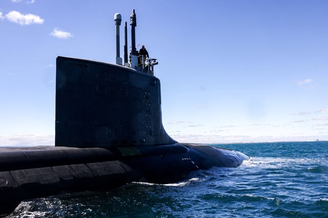 Virginia-class fast attack submarine USS Minnesota (SSN-783) is seen off the coast of Western Australia, Australia March 16, 2025.   COLIN MURTY/Pool via REUTERS/File Photo